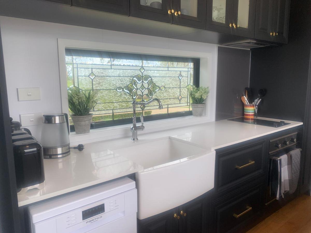 Bellevue Haven Villa Masterton Exterior photo